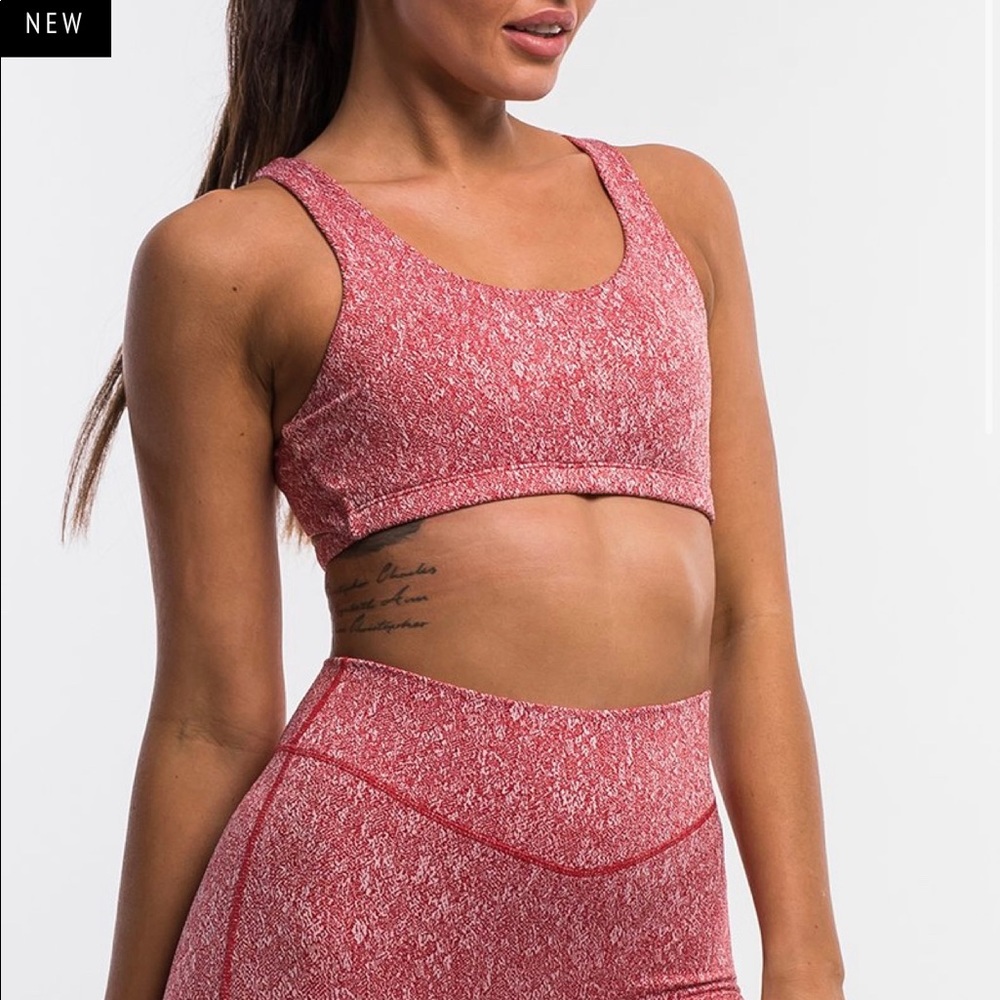 New echt sports bra